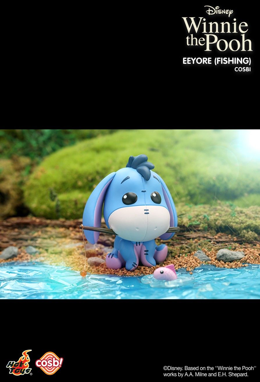 Hot Toys x Disney CBX121 WINNIE THE POOH Cosbi Full box ( Case of 8pcs. )