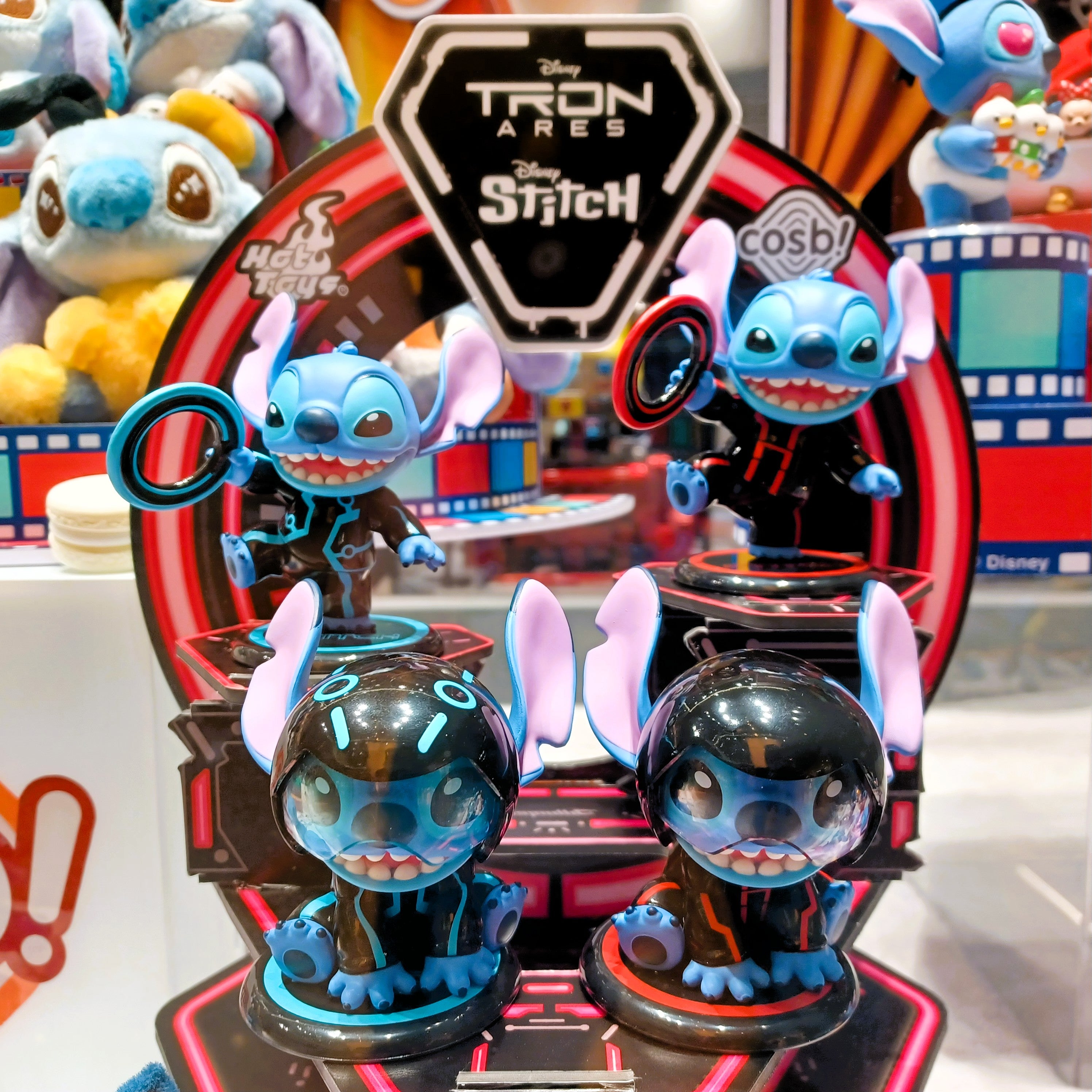 Hot Toys x Disney CBX327 Tron | Stitch Cosbi Collection (Random ONE Box)