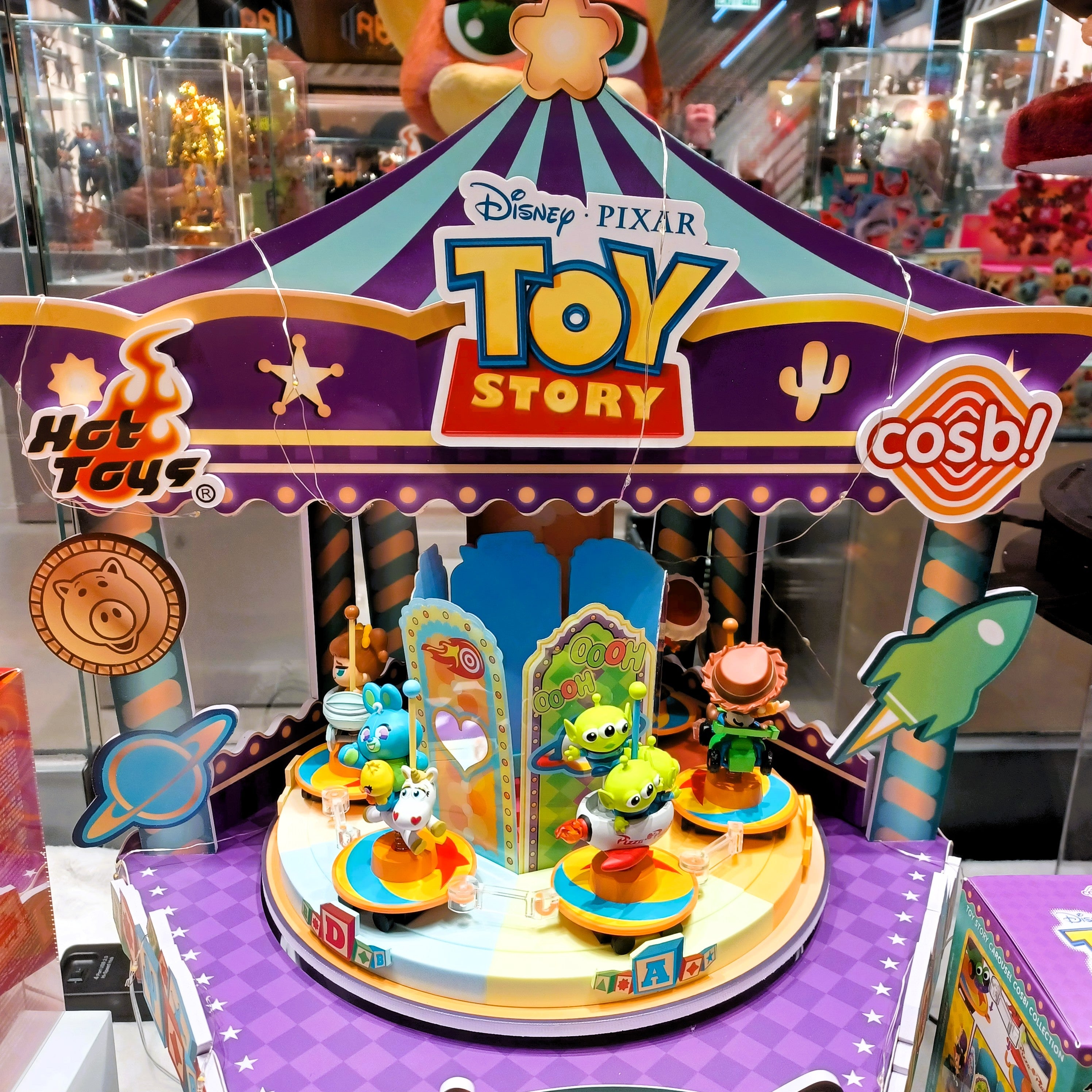 Hot Toys Disney Pixar CBX341 Toy Story Carousel Cosbi Full Box ( Case of 6 )