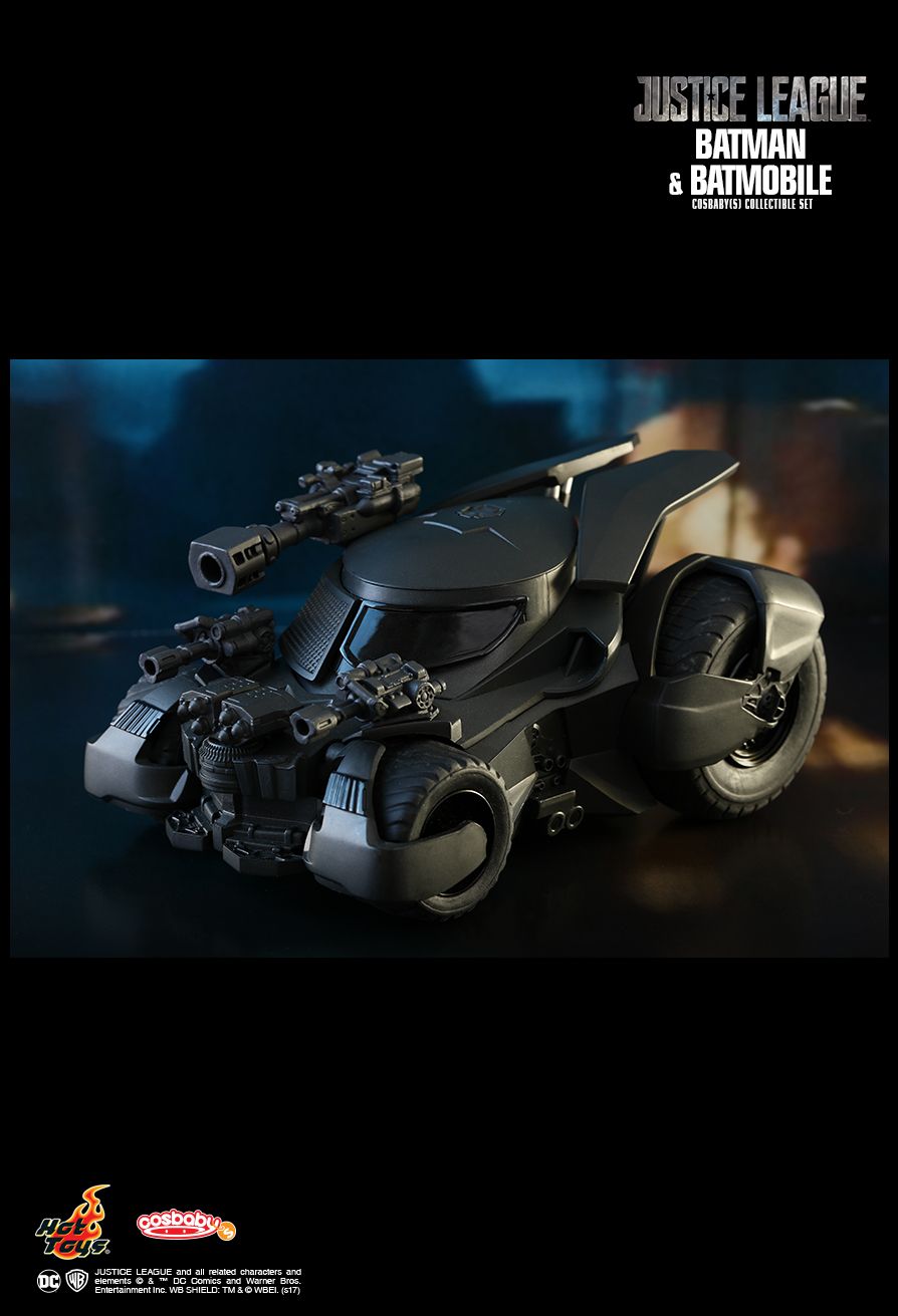 DC Comics x Hot Toys COSB399 Justice League Batman & Batmobile Cosbaby Collectible Set