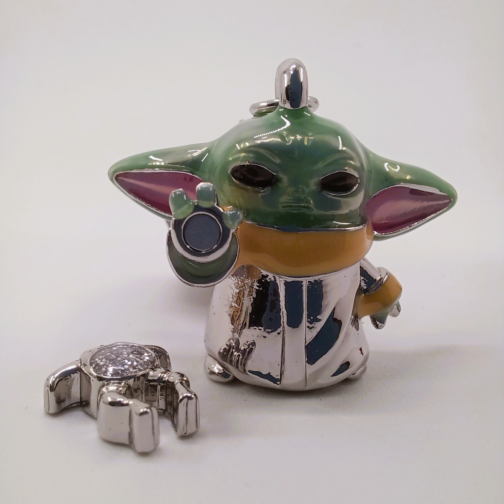 Star Wars The Mandalorian (Grogu) Aroma Charm with Fragrance Puff Ball