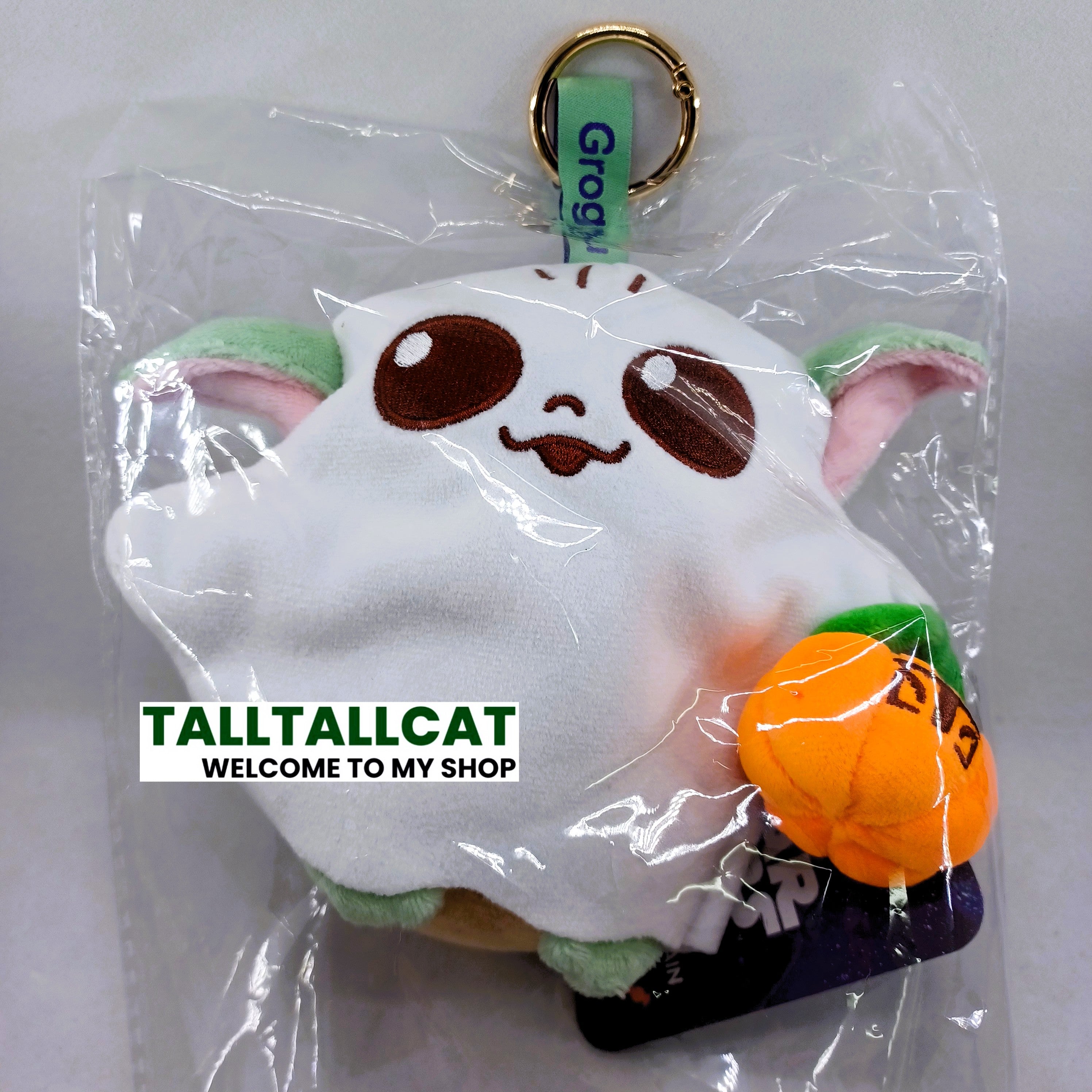 Hot Toys Disney Star Wars Ewoks Wicket & Grogu (Halloween) Cosbi Plush Keychain