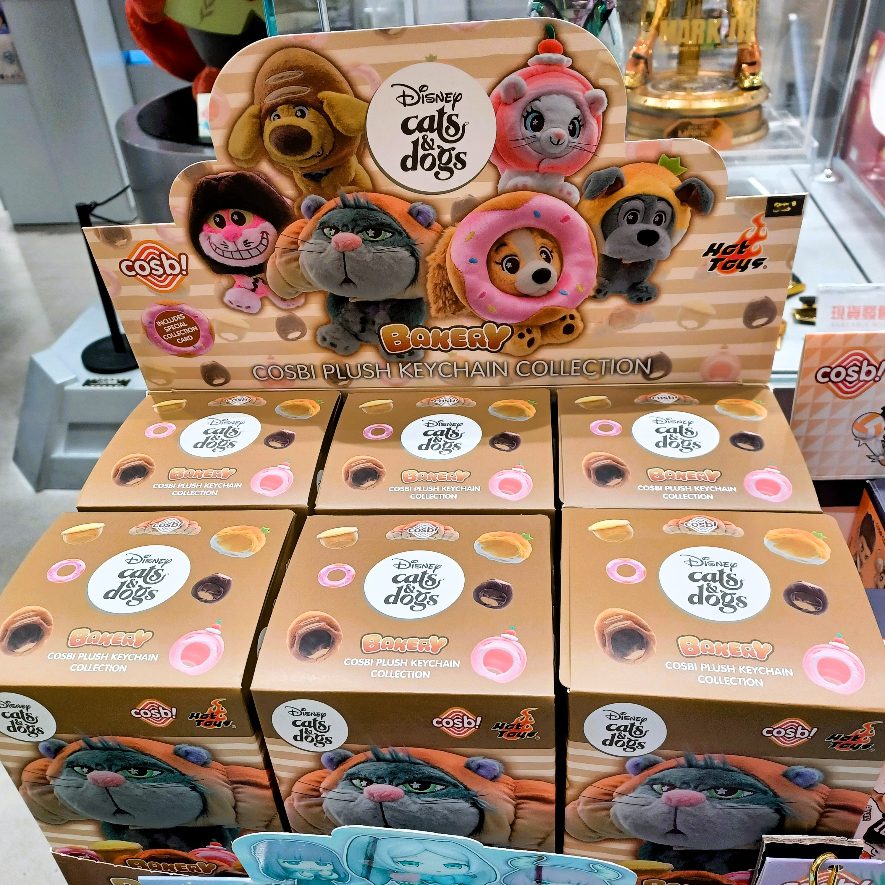 Hot Toys x Disney PPLU111N Cats & Dogs Bakery Cosbi Plush Keychain Full Box (Case of 6pcs.)
