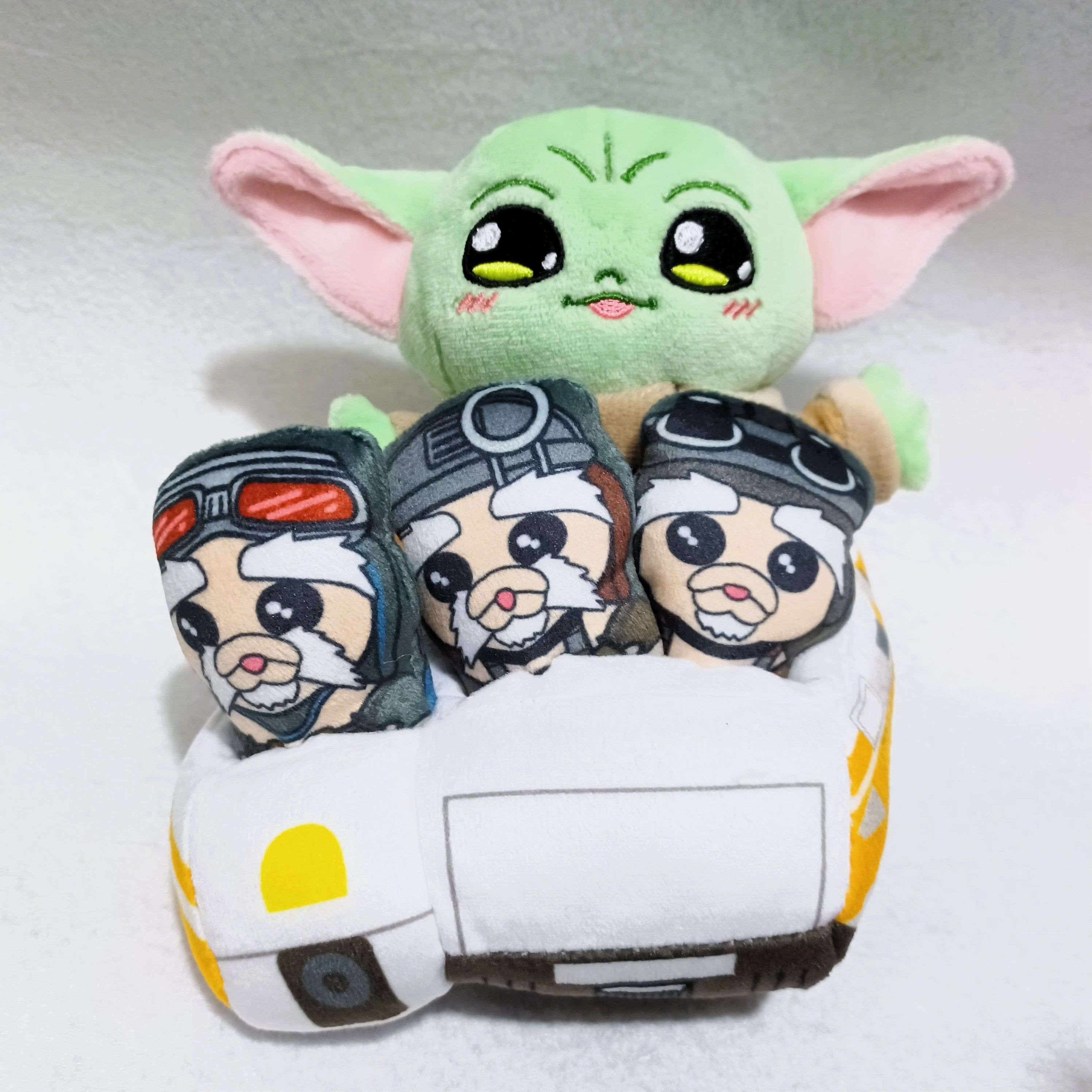 Hot Toys Disney Star Wars The Mandalorian & Grogu PPLU130N Grogu and Anzellan Plush Keychain