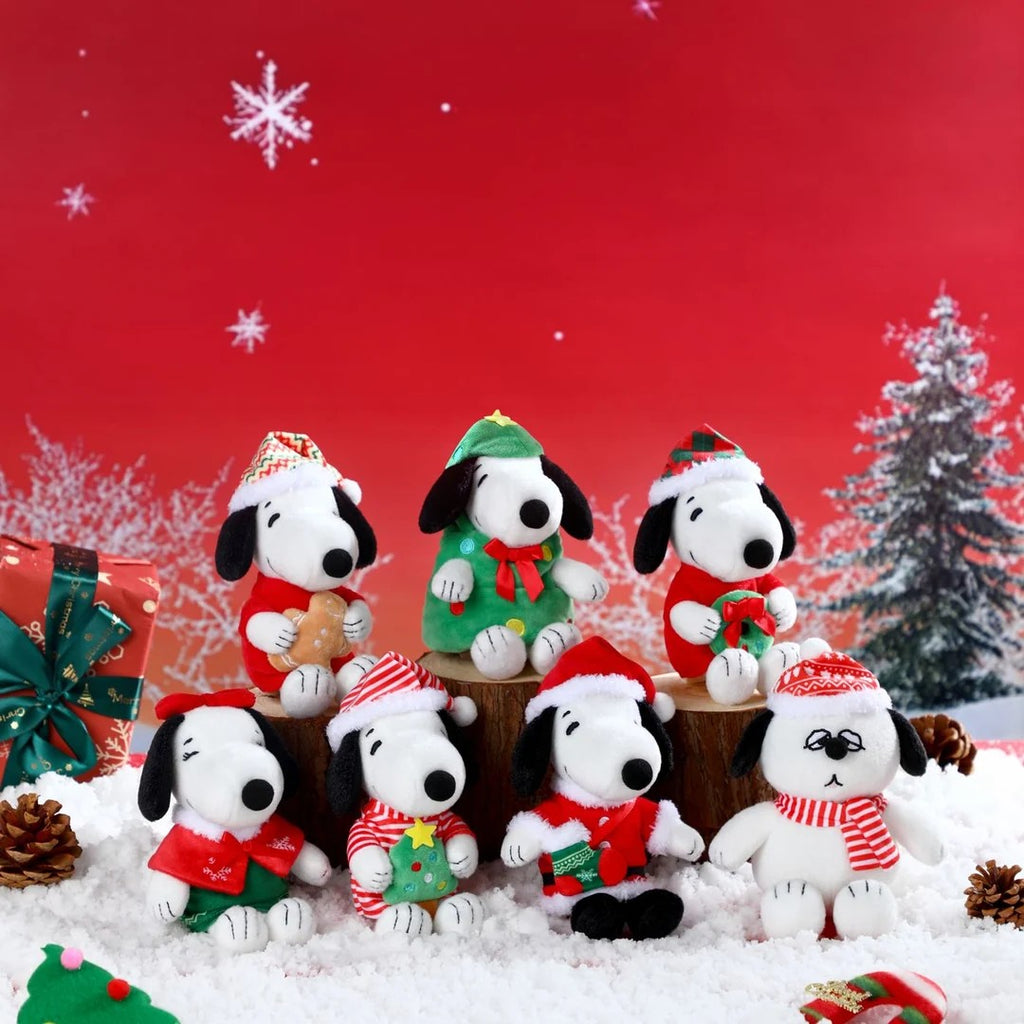 VIPO x Peanuts Christmas Limited Plush Keychain Blind Box (Case of 6pcs.) SP37640