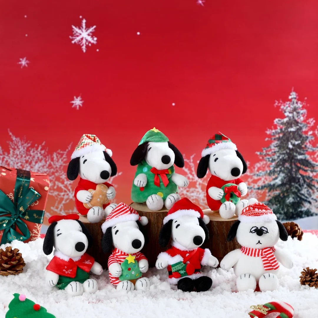 VIPO x Peanuts Christmas Limited Plush Keychain Blind Box (Case of 6pcs.) SP37640