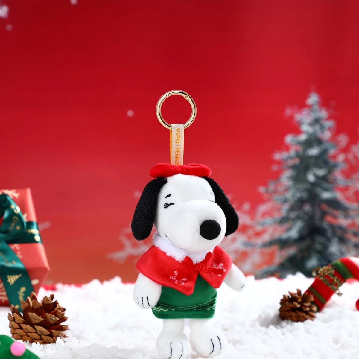 VIPO x Peanuts Christmas Limited Plush Keychain Blind Box (Case of 6pcs.) SP37640